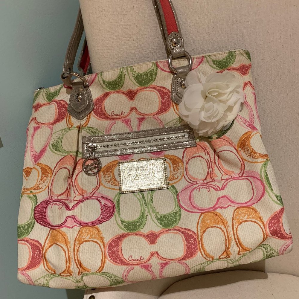 Limited Edition Coach Poppy Purse
